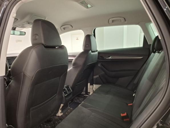 Skoda Karoq I с пробегом 2020 года, цена 2 316 000 рублей, 84305 км, внедорожник, Автокод Объявления