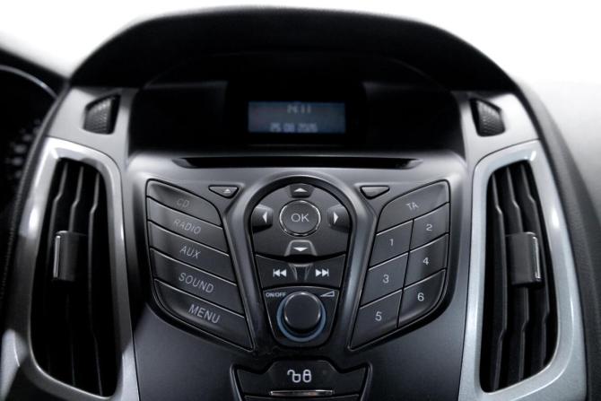 Ford Focus III с пробегом 2011 года, цена 649 000 рублей, 198000 км, седан, Автокод Объявления