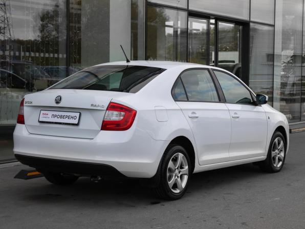 Skoda Rapid I с пробегом 2014 года, цена 949 000 рублей, 155350 км, лифтбек, Автокод Объявления