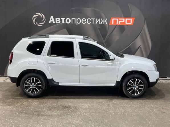 Renault Duster I Рестайлинг с пробегом 2016 года, цена 1 099 000 рублей, 109562 км, внедорожник, Автокод Объявления