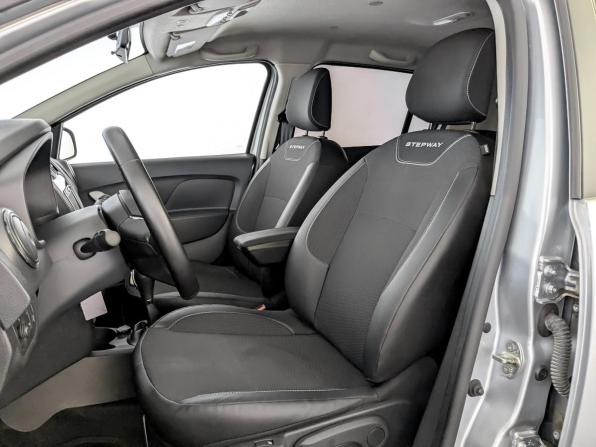 Renault Sandero II Рестайлинг с пробегом 2021 года, цена 1 265 000 рублей, 107636 км, хэтчбек, Автокод Объявления