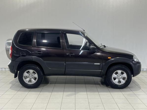 Chevrolet Niva I Рестайлинг с пробегом 2009 года, цена 395 000 рублей, 202439 км, внедорожник, Автокод Объявления