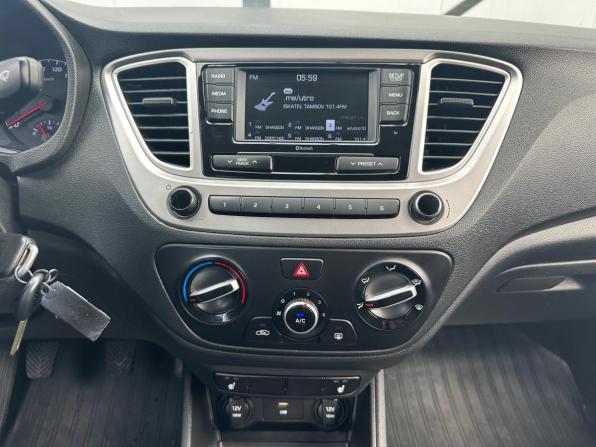 Hyundai Solaris II Рестайлинг с пробегом 2021 года, цена 1 565 000 рублей, 107000 км, седан, Автокод Объявления