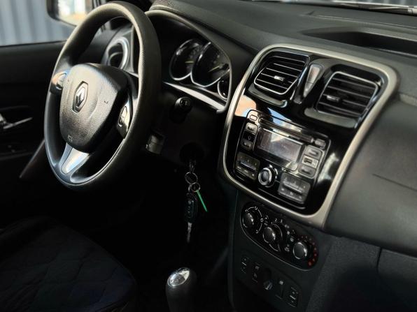 Renault Logan II с пробегом 2016 года, цена 719 000 рублей, 99755 км, седан, Автокод Объявления