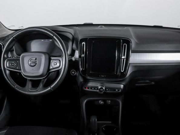 Volvo XC40 I с пробегом 2019 года, цена 2 949 000 рублей, 96927 км, внедорожник, Автокод Объявления