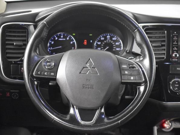 Mitsubishi Outlander III Рестайлинг с пробегом 2015 года, цена 1 989 900 рублей, 148845 км, внедорожник, Автокод Объявления