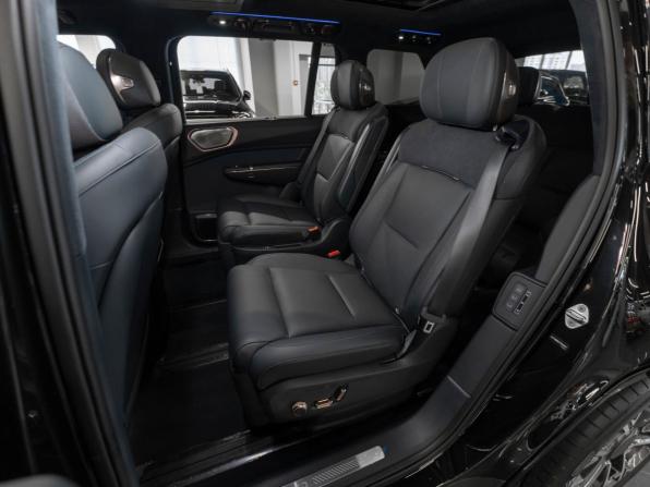 Lynk &amp; Co 900 с пробегом 2026 года, цена 7 400 000 рублей, 50 км, внедорожник, Автокод Объявления