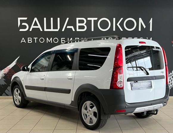 Lada (ВАЗ) Largus I с пробегом 2018 года, цена 799 000 рублей, 257083 км, универсал, Автокод Объявления