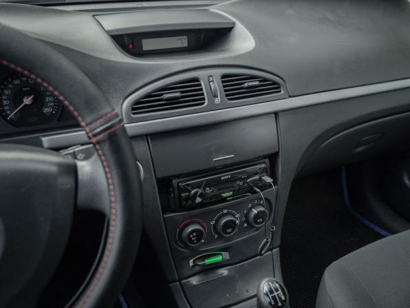 Renault Laguna II Рестайлинг с пробегом 2007 года, цена 357 000 рублей, 176000 км, лифтбек, Автокод Объявления