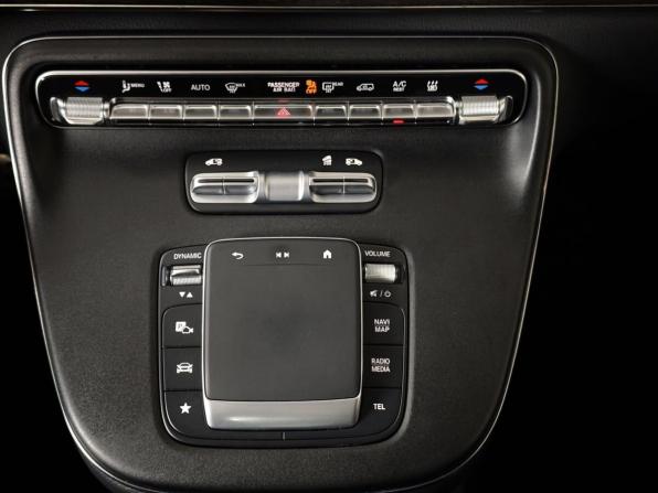Mercedes-Benz V-Класс III (W447) Рестайлинг 2 с пробегом 2024 года, цена 10 600 000 рублей, 52428 км, минивэн, Автокод Объявления