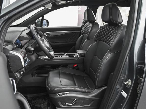 Geely Okavango I Рестайлинг с пробегом 2024 года, цена 2 658 111 рублей, 7068 км, внедорожник, Автокод Объявления
