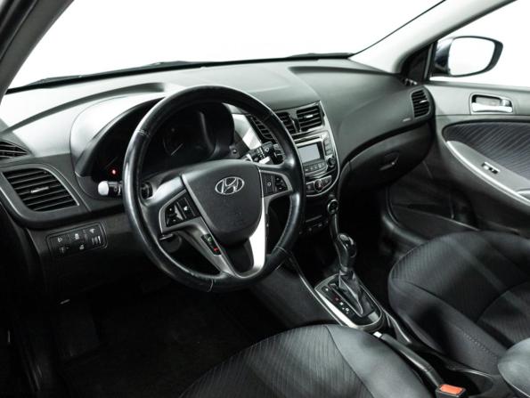Hyundai Solaris I Рестайлинг с пробегом 2015 года, цена 1 049 585 рублей, 100700 км, седан, Автокод Объявления
