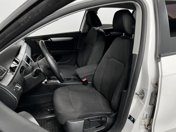 Volkswagen Passat B7 с пробегом 2012 года, цена 875 000 рублей, 212405 км, седан, Автокод Объявления