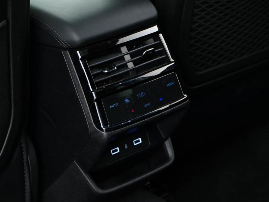 Geely Monjaro I Москва  - изображение 15