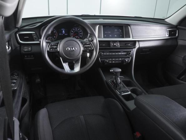 Kia Optima IV Рестайлинг с пробегом 2019 года, цена 1 699 000 рублей, 121212 км, седан, Автокод Объявления