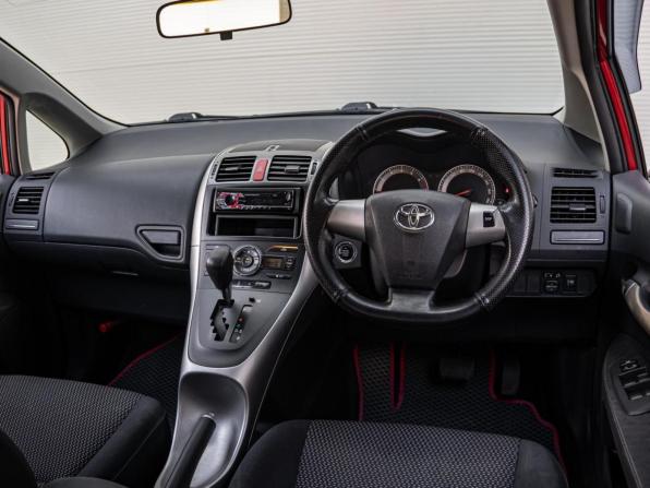 Toyota Auris I с пробегом 2009 года, цена 829 000 рублей, 113698 км, хэтчбек, Автокод Объявления