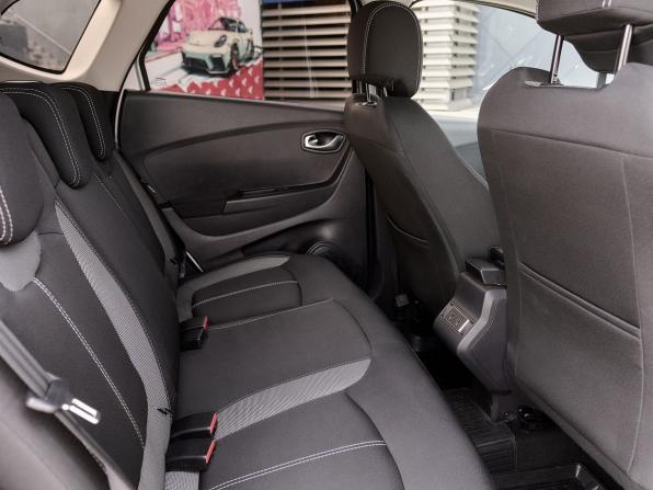 Renault Kaptur I Рестайлинг с пробегом 2020 года, цена 1 648 000 рублей, 120040 км, внедорожник, Автокод Объявления