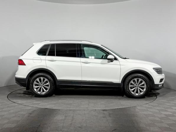 Volkswagen Tiguan II с пробегом 2017 года, цена 1 550 000 рублей, 301793 км, внедорожник, Автокод Объявления