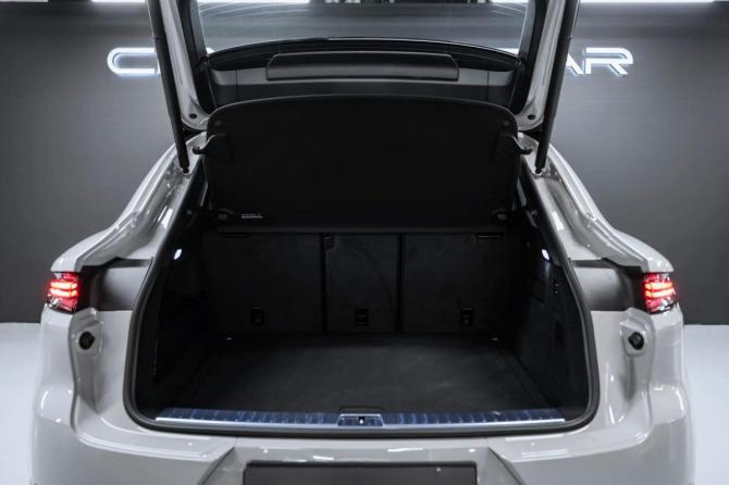 Новый Porsche Cayenne III Рестайлинг 2025 года, цена 22 700 000 рублей, внедорожник, Автокод Объявления