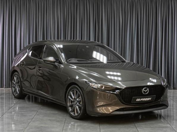 Mazda 3 IV (BP) с пробегом 2021 года, цена 1 879 000 рублей, 76294 км, хэтчбек, Автокод Объявления