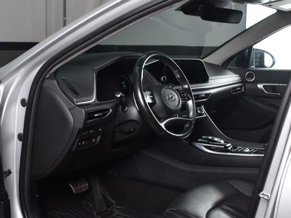 Hyundai Sonata VIII (DN8) с пробегом 2021 года, цена 2 149 999 рублей, 62002 км, седан, Автокод Объявления