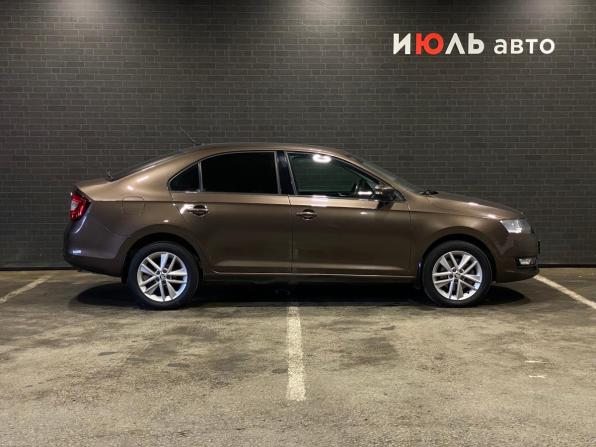 Skoda Rapid I Рестайлинг с пробегом 2017 года, цена 1 335 000 рублей, 120719 км, лифтбек, Автокод Объявления