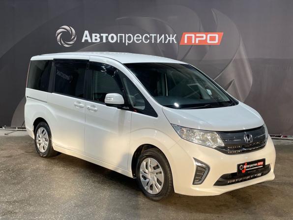 Honda Stepwgn V с пробегом 2015 года, цена 1 720 000 рублей, 91386 км, минивэн, Автокод Объявления