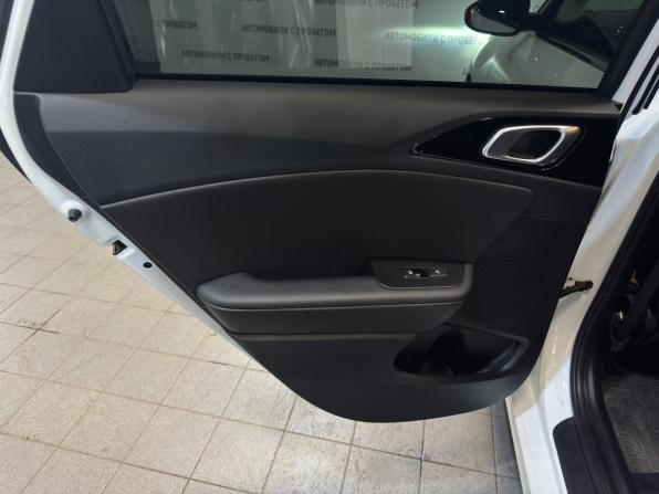 Kia Ceed III с пробегом 2021 года, цена 1 849 000 рублей, 87000 км, хэтчбек, Автокод Объявления