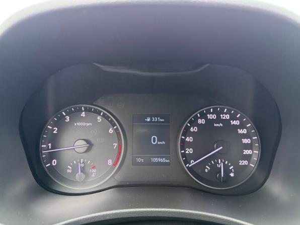 Hyundai Solaris II с пробегом 2017 года, цена 1 300 000 рублей, 105965 км, седан, Автокод Объявления