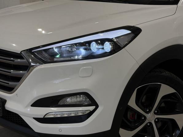 Hyundai Tucson III с пробегом 2016 года, цена 1 900 000 рублей, 134850 км, внедорожник, Автокод Объявления