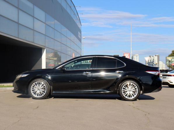 Toyota Camry VIII (XV70) с пробегом 2019 года, цена 2 890 000 рублей, 52532 км, седан, Автокод Объявления