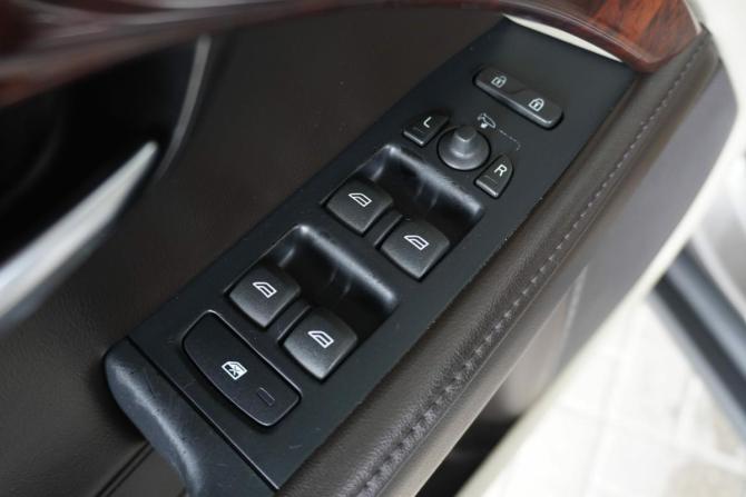 Volvo XC70 II с пробегом 2011 года, цена 1 460 000 рублей, 264283 км, универсал, Автокод Объявления