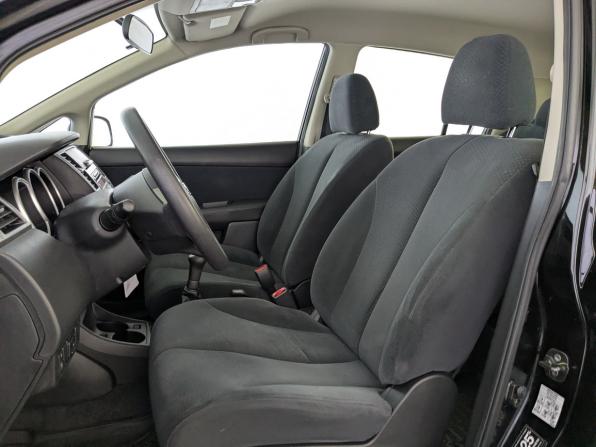 Nissan Tiida I Рестайлинг с пробегом 2013 года, цена 952 000 рублей, 67601 км, хэтчбек, Автокод Объявления