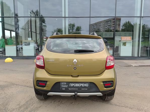 Renault Sandero II с пробегом 2016 года, цена 860 000 рублей, 139000 км, хэтчбек, Автокод Объявления