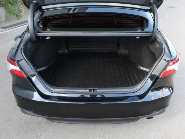 Toyota Camry VIII (XV70) с пробегом 2019 года, цена 2 149 000 рублей, 135622 км, седан, Автокод Объявления