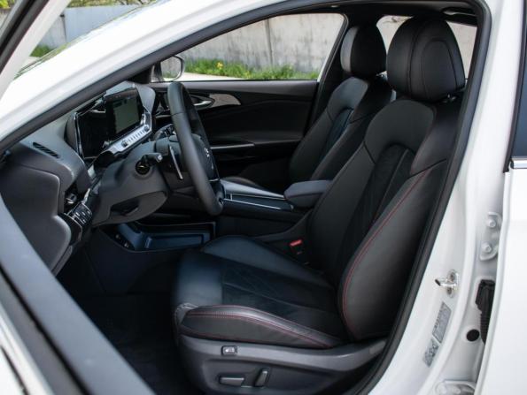 Hyundai Lafesta I Рестайлинг с пробегом 2025 года, цена 3 075 000 рублей, 25 км, седан, Автокод Объявления