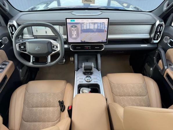 JETOUR T2 с пробегом 2024 года, цена 2 850 000 рублей, 114000 км, внедорожник, Автокод Объявления