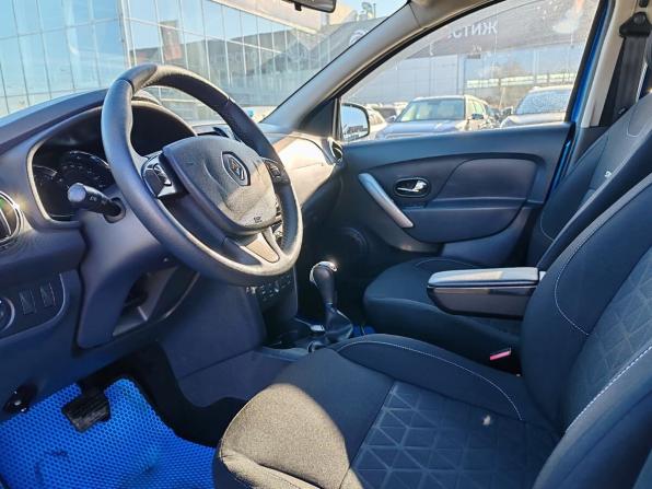 Renault Sandero II с пробегом 2017 года, цена 925 000 рублей, 165115 км, хэтчбек, Автокод Объявления