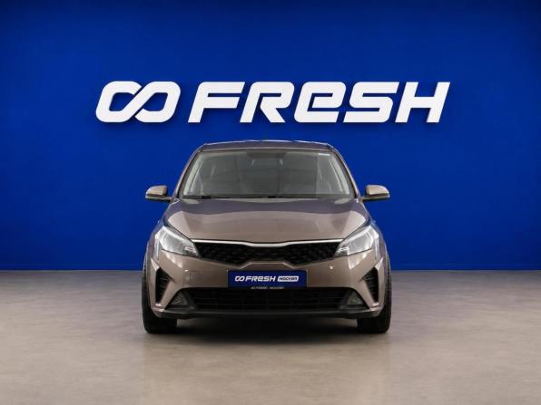 Kia Rio IV Рестайлинг с пробегом 2021 года, цена 1 697 077 рублей, 83321 км, седан, Автокод Объявления
