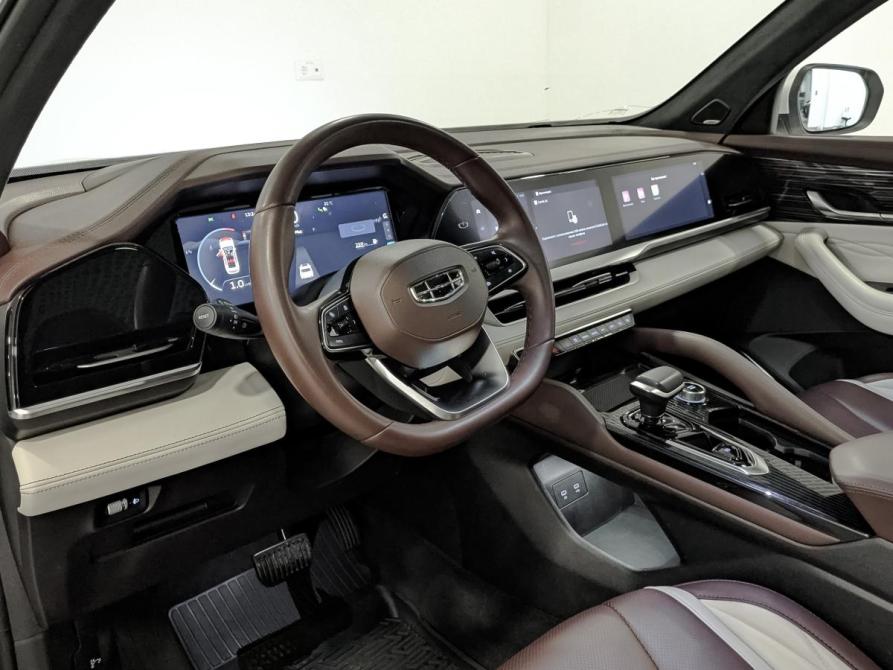 Geely Monjaro I Москва  - изображение 15