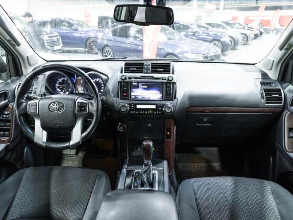 Toyota Land Cruiser Prado 150 Series Рестайлинг 1 с пробегом 2014 года, цена 2 989 000 рублей, 176903 км, внедорожник, Автокод Объявления