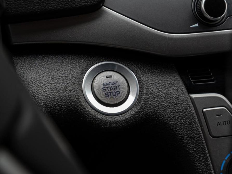 Hyundai Elantra VI (AD) Краснодар  - изображение 18