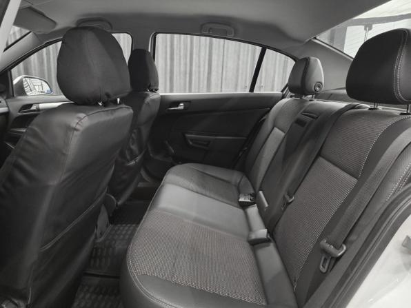 Opel Astra H Рестайлинг с пробегом 2010 года, цена 660 000 рублей, 161000 км, седан, Автокод Объявления