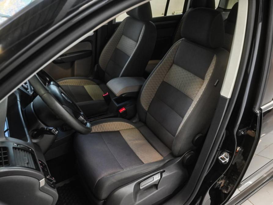 Volkswagen Touran I Рестайлинг Челябинск  - изображение 12