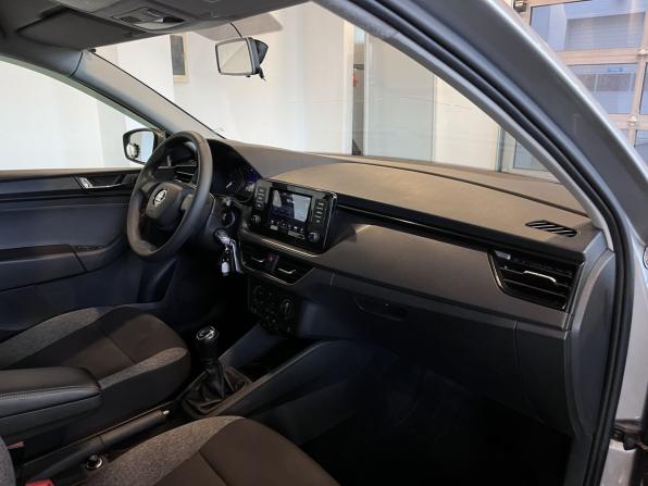 Skoda Rapid II с пробегом 2021 года, цена 1 699 000 рублей, 87407 км, лифтбек, Автокод Объявления