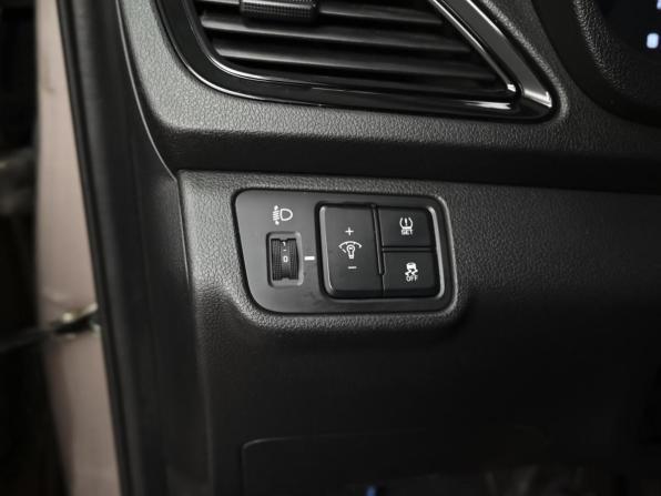 Hyundai Solaris II Рестайлинг с пробегом 2022 года, цена 1 509 000 рублей, 106383 км, седан, Автокод Объявления
