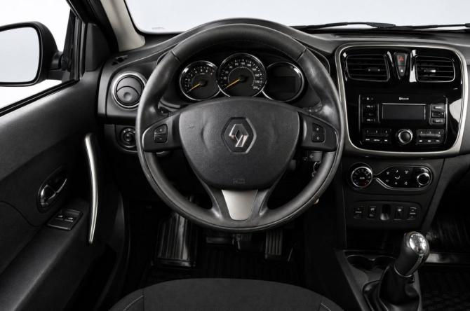 Renault Sandero II с пробегом 2017 года, цена 999 000 рублей, 191000 км, хэтчбек, Автокод Объявления