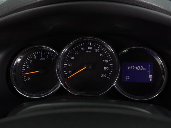 Renault Logan II с пробегом 2015 года, цена 864 000 рублей, 147483 км, седан, Автокод Объявления