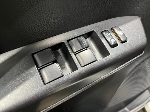 Toyota RAV4 IV (XA40) Рестайлинг с пробегом 2017 года, цена 2 370 000 рублей, 96785 км, внедорожник, Автокод Объявления