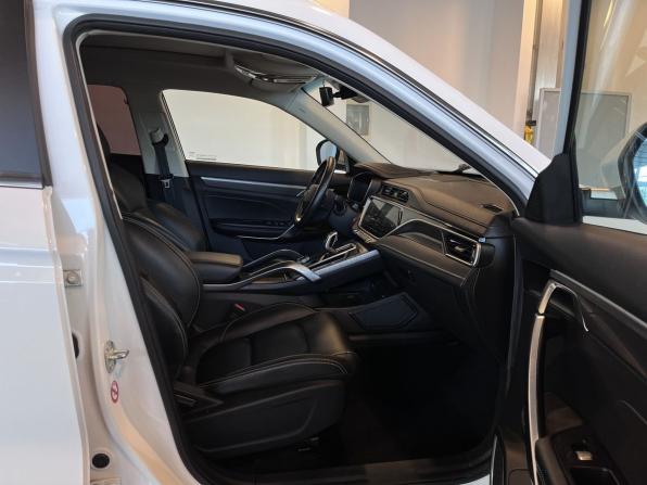Geely Atlas Pro с пробегом 2022 года, цена 2 080 000 рублей, 95170 км, внедорожник, Автокод Объявления